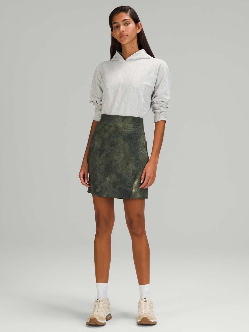 Lululemon lab | Wrap Skirt
Diffusion Drift Light Sage Multi